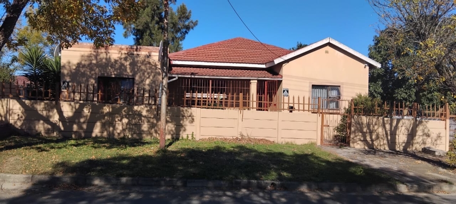 3 Bedroom Property for Sale in King Williams Town Central Eastern Cape